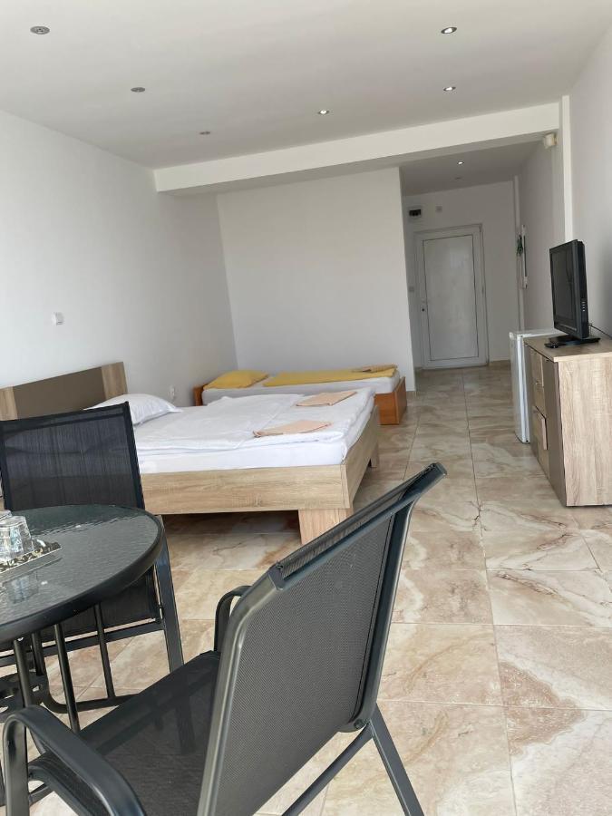 Casa Bellevue Lägenhet Costinesti Exteriör bild