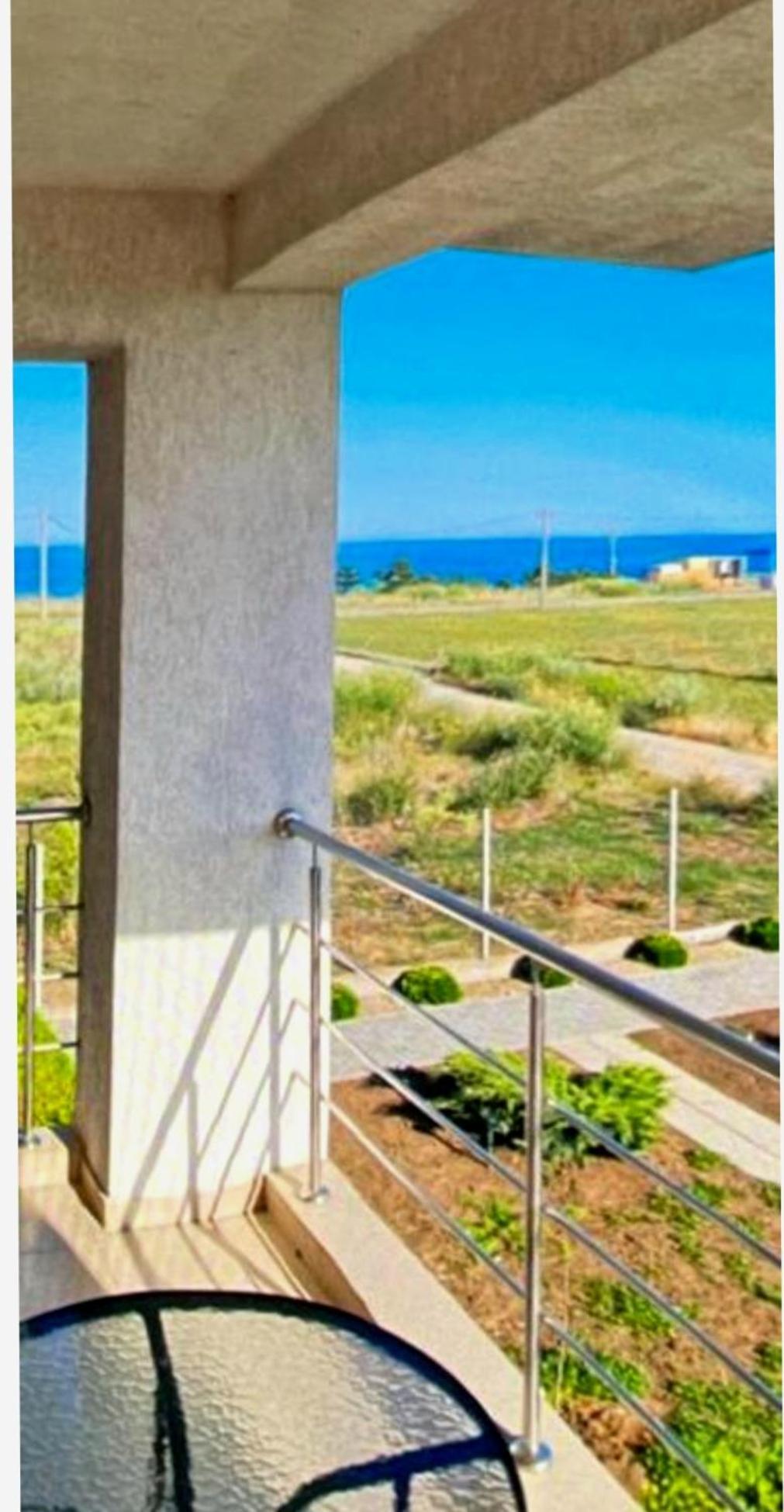 Casa Bellevue Lägenhet Costinesti Exteriör bild